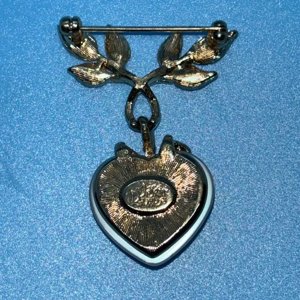 Joan Rivers Faux Pearl Puffy Heart Dangle gold pin brooch